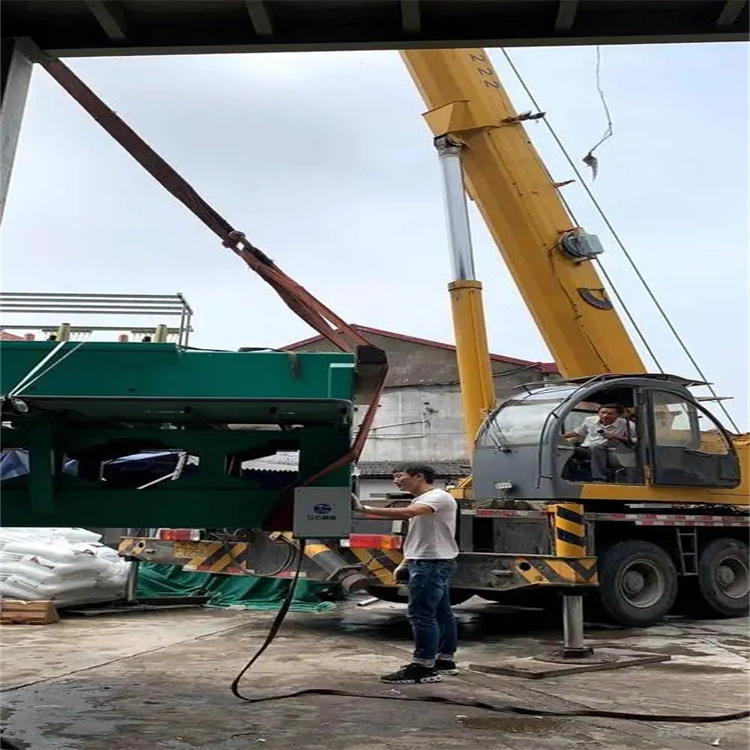 浔阳大吨位吊车租赁应急保障方案|化解突发吊装需求难题